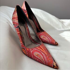 Carlos by Carlos Santana Pointed Heels